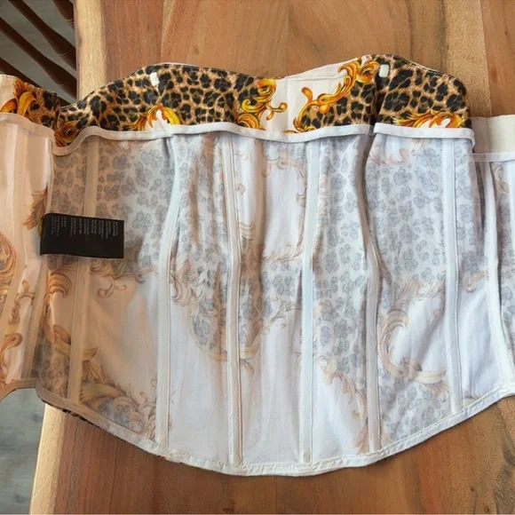 MIAOU x Urban Outfitters Perrie corset top - Picture 11 of 12